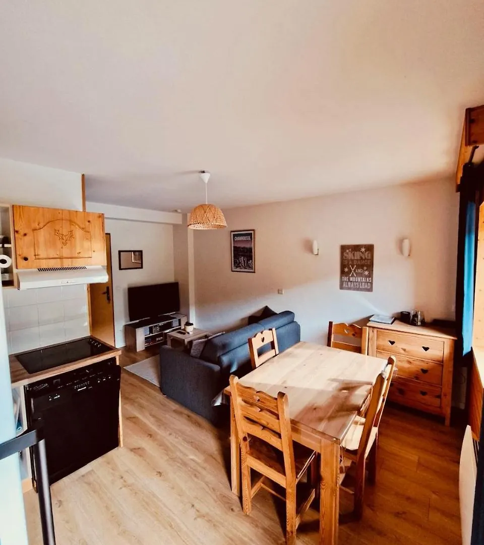 Apartment Le Recoin D'Eaubonne, Charmant 2 Pieces Pieds Des Pistes 4 Pers Les Balcons De Recoin Chamrousse